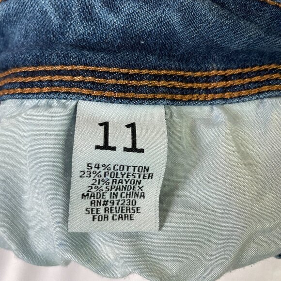 Almost Famous Jeans Size 11 Roll Cuff Distressed Medium Wash - Picture 8 of 9